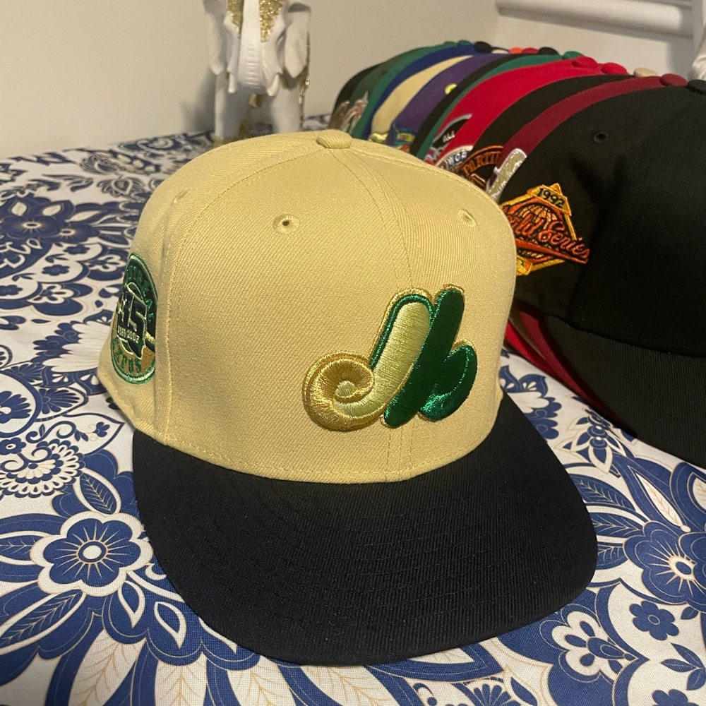 Montreal 35th Anniversary Fitted